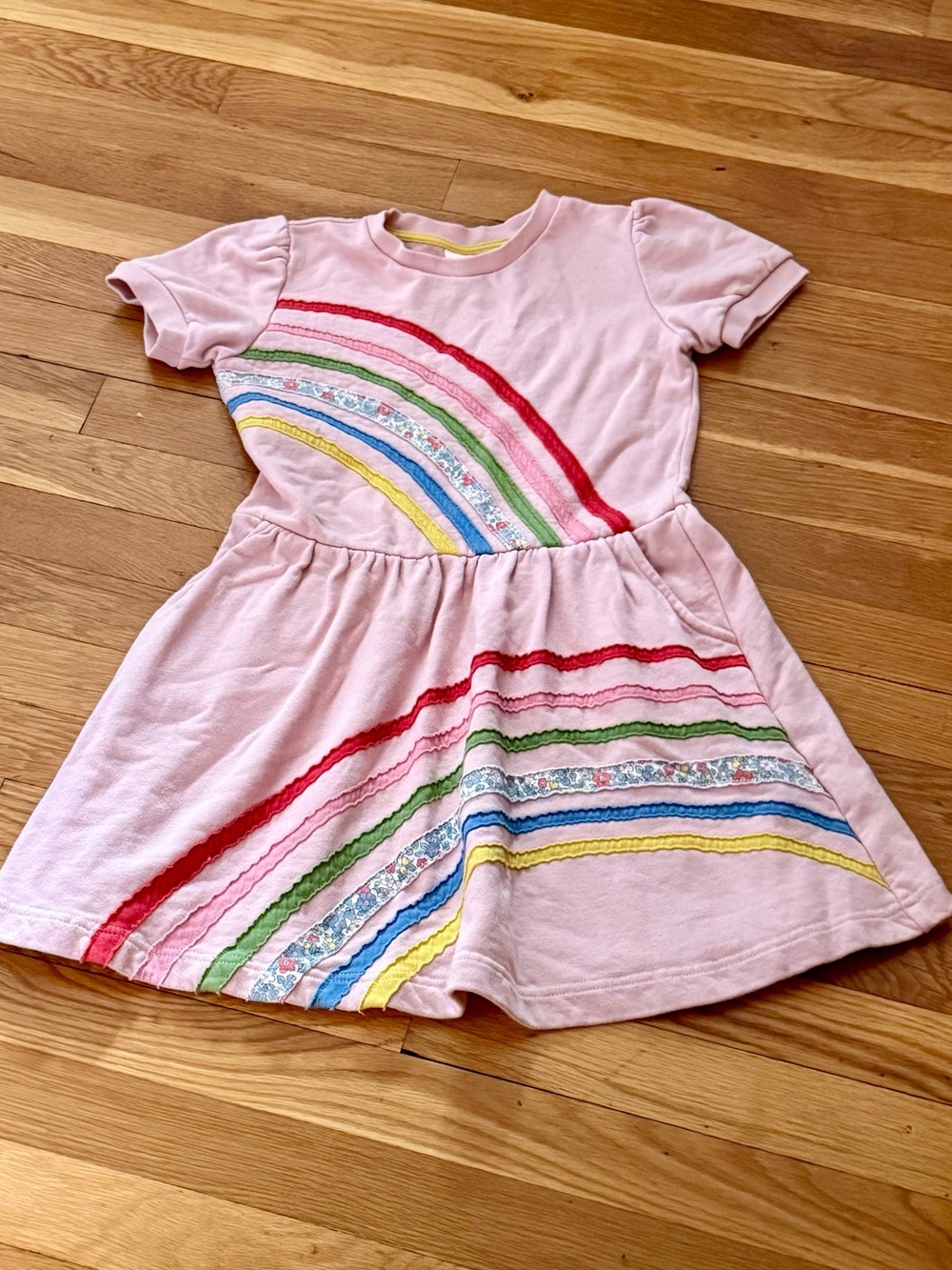 Mini Boden 8-9Y Light Pink Short Sleeve Rainbow Appliqué Sweatshirt Dress